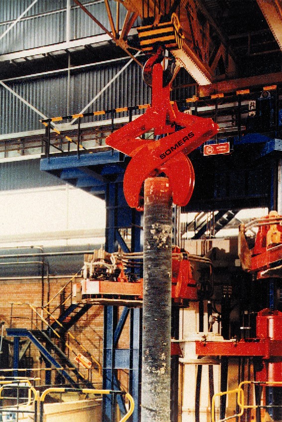 Automatic Gravity Scissor Tongs Lloyds Somers